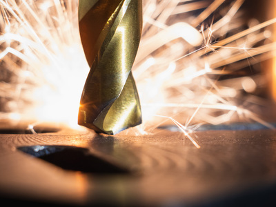 中冀投资完成对中钨高新定向增发，新型金属功能材料布局再落子